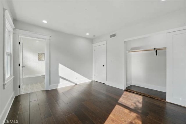 2111 S Bronson, Los Angeles, CA 90018