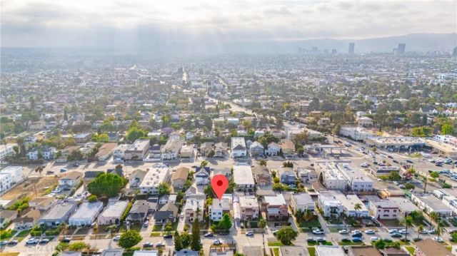 2111 S Bronson, Los Angeles, CA 90018