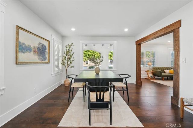 2111 S Bronson, Los Angeles, CA 90018