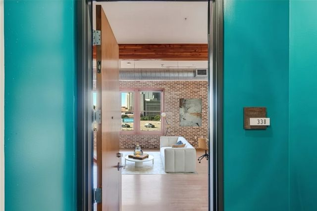 2502 Live Oak Street 338, Dallas, TX 75204