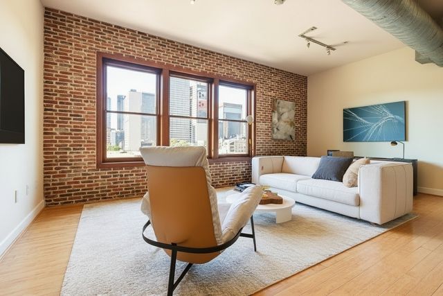 2502 Live Oak Street 338, Dallas, TX 75204