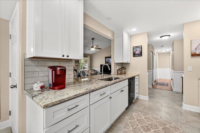 215 Savannah Round, Summerville, SC 29485