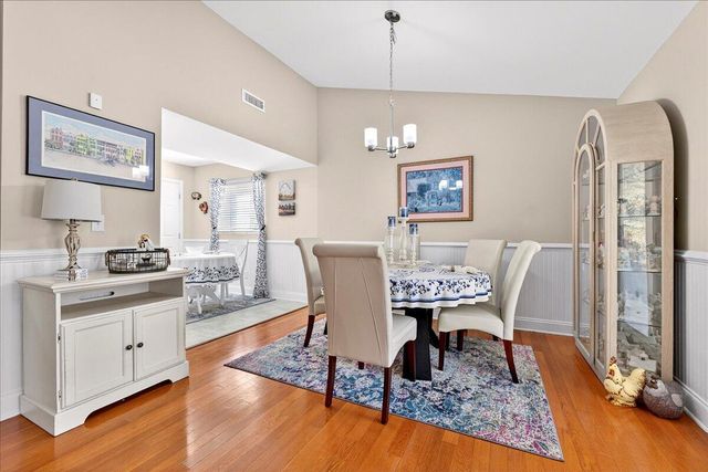 215 Savannah Round, Summerville, SC 29485