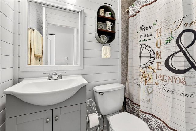 215 Savannah Round, Summerville, SC 29485