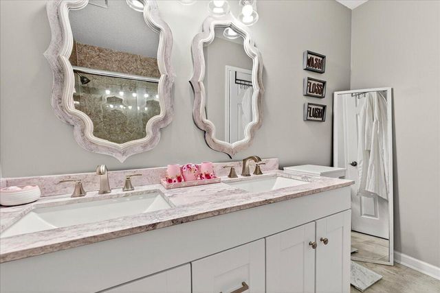 215 Savannah Round, Summerville, SC 29485