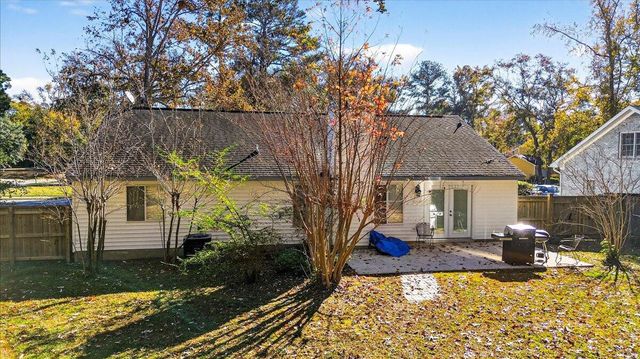 215 Savannah Round, Summerville, SC 29485