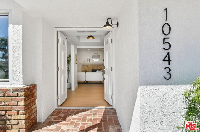 10543 Yolanda Avenue, Porter Ranch, CA 91326