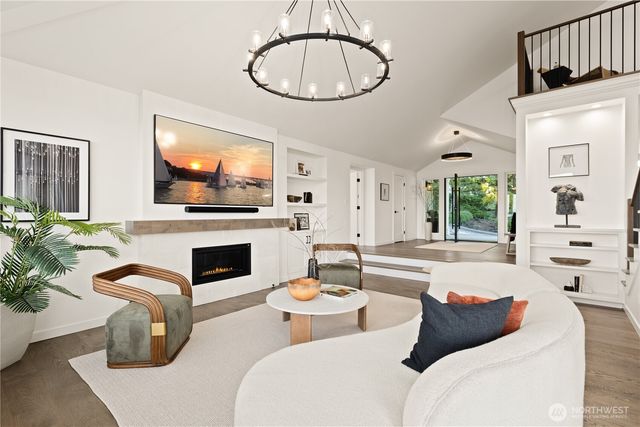 7712 89th Place SE, Mercer Island, WA 98040