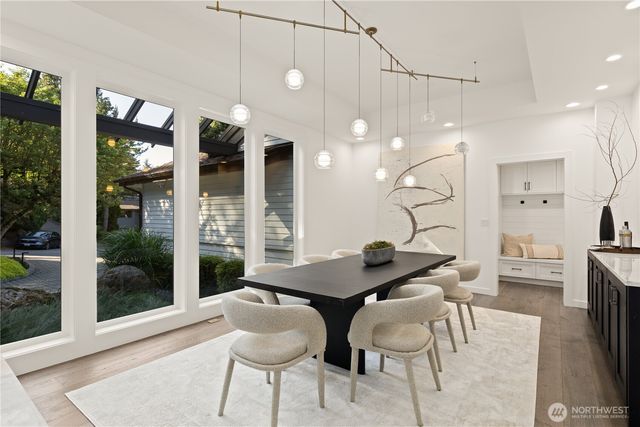 7712 89th Place SE, Mercer Island, WA 98040