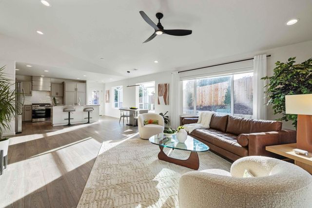 824 Quail Park Circle, Klamath Falls, OR 97601