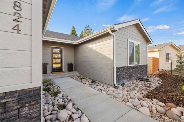 824 Quail Park Circle, Klamath Falls, OR 97601