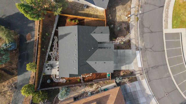 824 Quail Park Circle, Klamath Falls, OR 97601