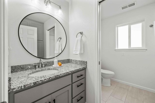 824 Quail Park Circle, Klamath Falls, OR 97601