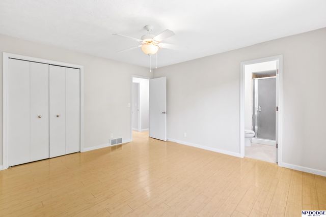 14912 Paul Plaza, Omaha, NE 68154