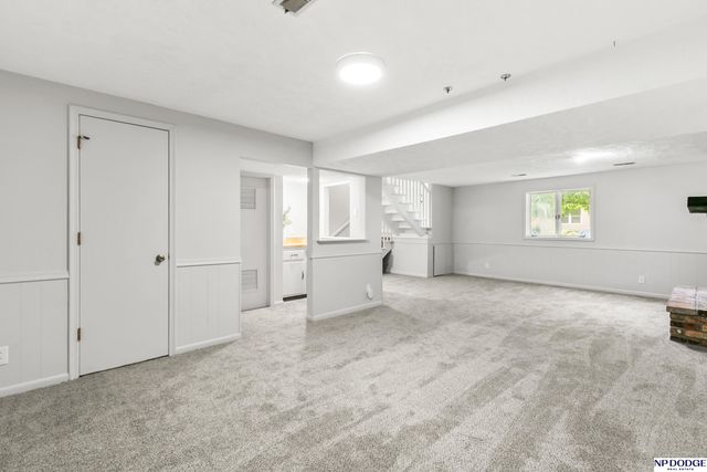 14912 Paul Plaza, Omaha, NE 68154
