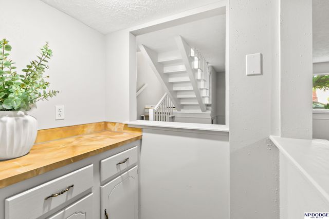 14912 Paul Plaza, Omaha, NE 68154