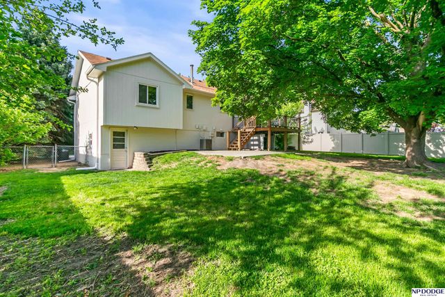 14912 Paul Plaza, Omaha, NE 68154