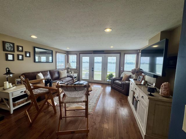 4459 N Bank NE, Millersport, OH 43046