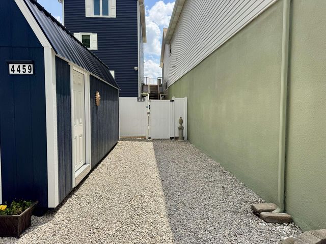 4459 N Bank NE, Millersport, OH 43046