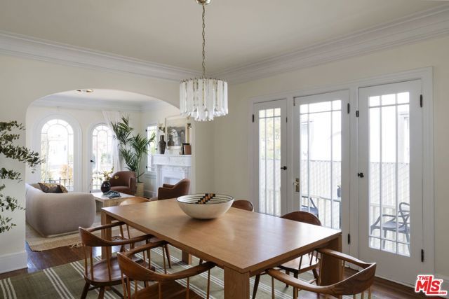 1254 S Tremaine Avenue, Los Angeles, CA 90019