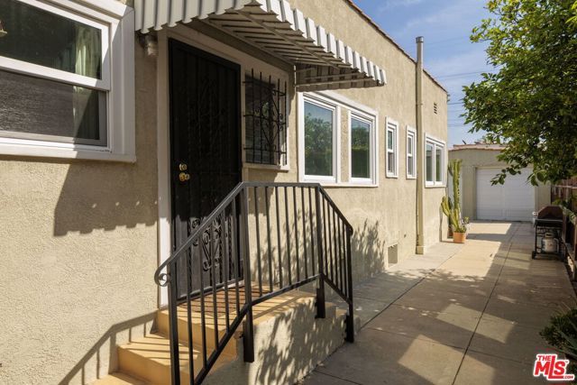 1254 S Tremaine Avenue, Los Angeles, CA 90019