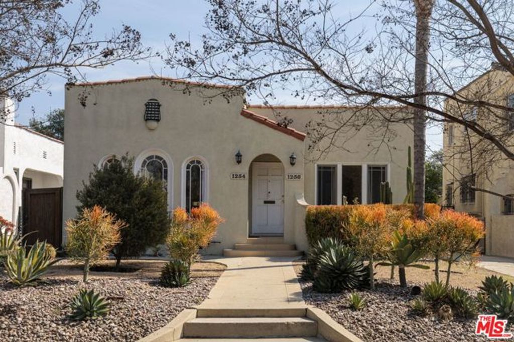 1254 S Tremaine Avenue, Los Angeles, CA 90019