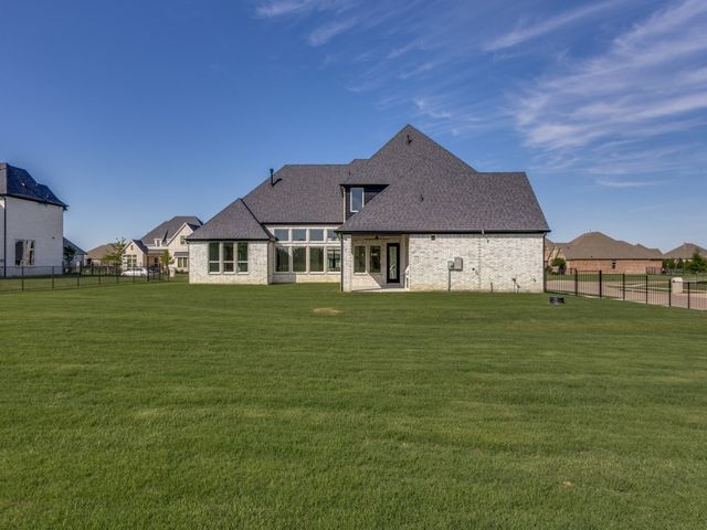 1045 Bent Tree Lane, Gunter, TX 75058