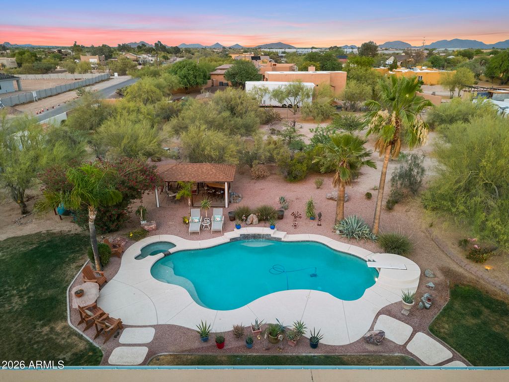 Image 10 of property listing at 31645 N 43RD Street, Cave Creek, AZ 85331