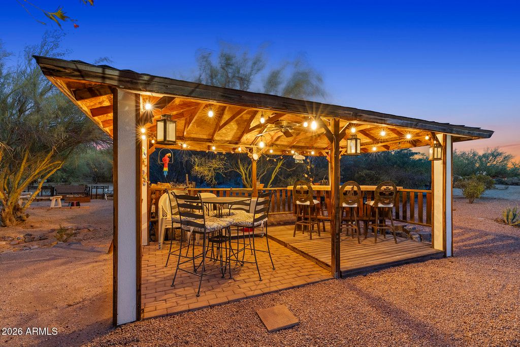 Image 33 of property listing at 31645 N 43RD Street, Cave Creek, AZ 85331
