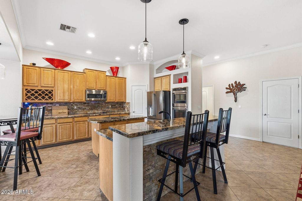 Image 40 of property listing at 31645 N 43RD Street, Cave Creek, AZ 85331