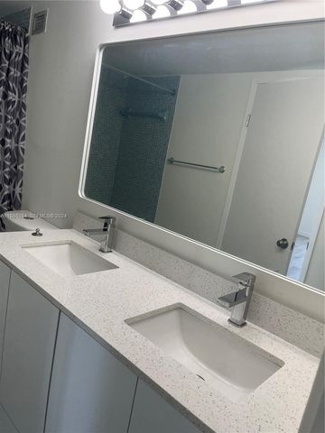 1351 NE Miami Gardens Drive 1121E, Miami, FL 33179