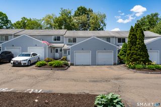 60 Coleman Street A4, East Haven, CT 06512