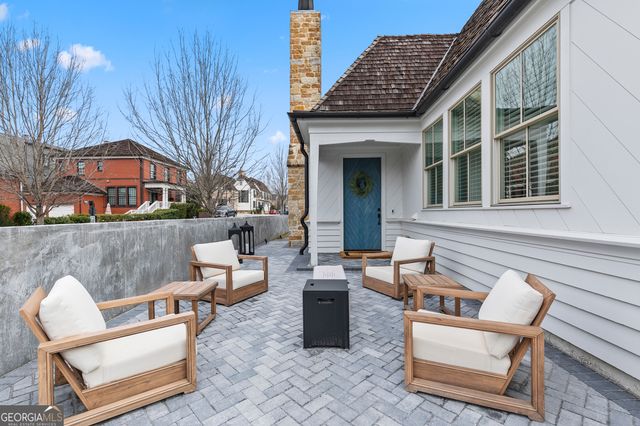 180 Central Avenue, Fayetteville, GA 30214