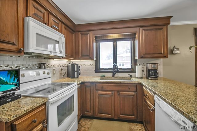 113 Belvoir Road, Amherst, NY 14221