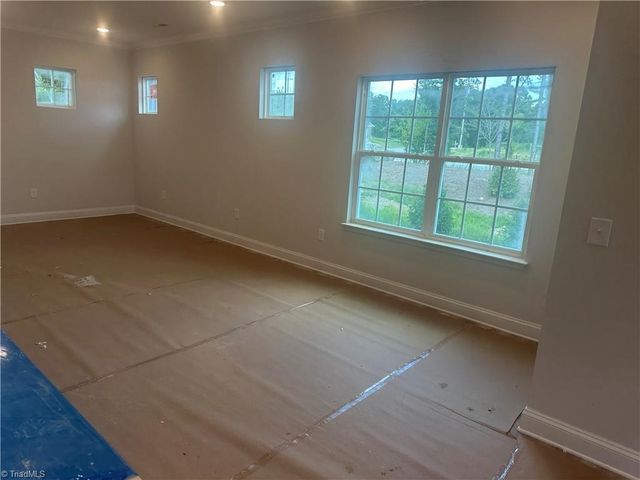 205 Oakdale Forest Court 8, Jamestown, NC 27282