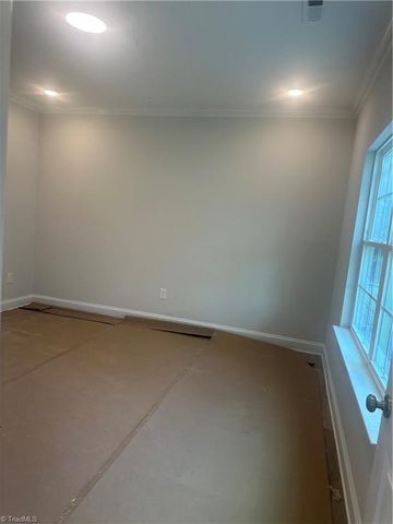 205 Oakdale Forest Court 8, Jamestown, NC 27282