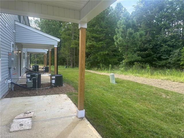 205 Oakdale Forest Court 8, Jamestown, NC 27282