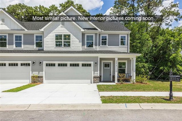 205 Oakdale Forest Court 8, Jamestown, NC 27282