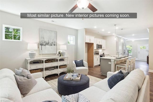 205 Oakdale Forest Court 8, Jamestown, NC 27282