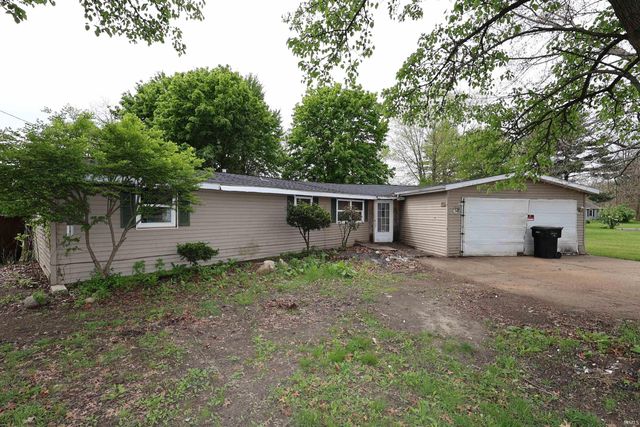 23476 Lawrence Street, South Bend, IN 46628