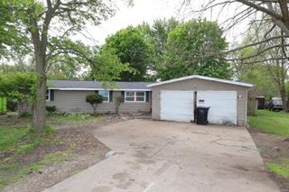 23476 Lawrence Street, South Bend, IN 46628