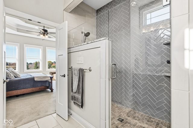 18200 Lakes End Drive, Westfield, IN 46074