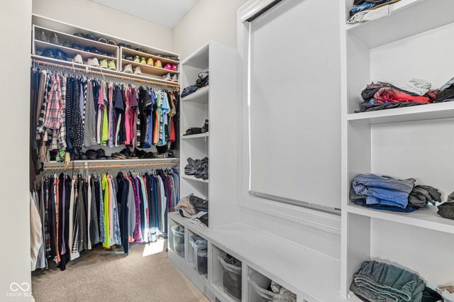 18200 Lakes End Drive, Westfield, IN 46074