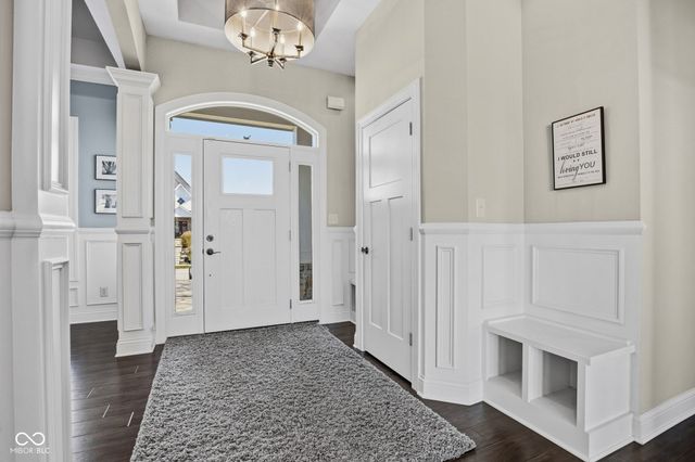 18200 Lakes End Drive, Westfield, IN 46074