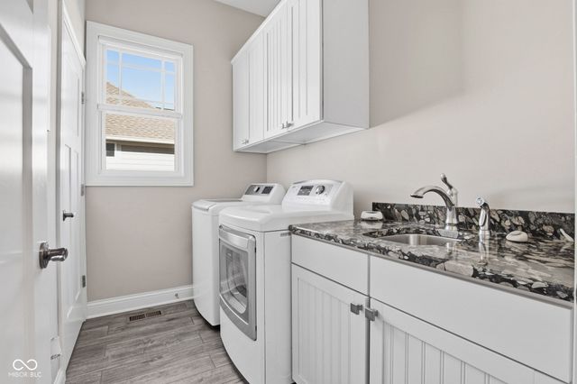 18200 Lakes End Drive, Westfield, IN 46074