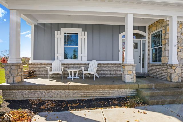 18200 Lakes End Drive, Westfield, IN 46074