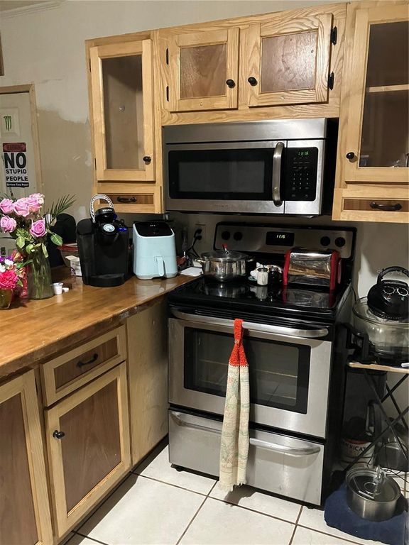 3012 16TH AVENUE W, BRADENTON, FL 34205 — photo 2