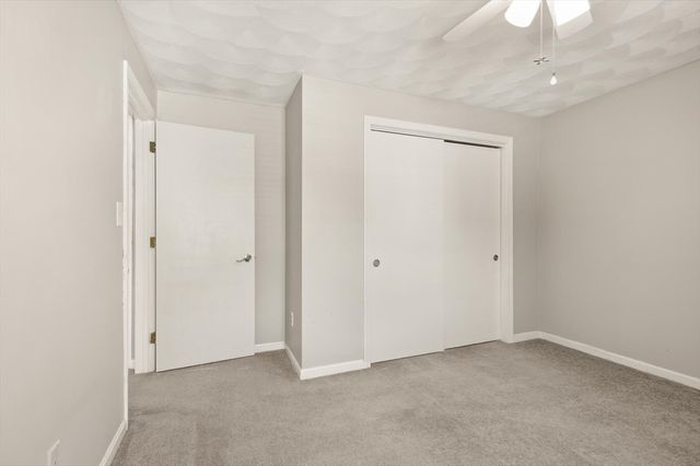 10 Fenwick Cir, Methuen, MA 01844