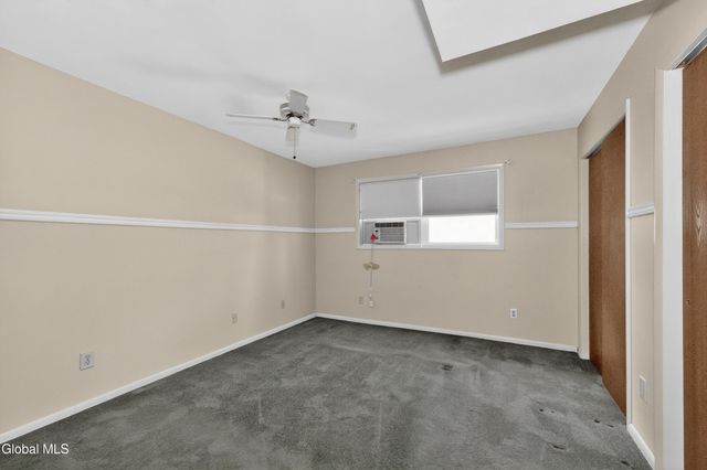 4C Lacosta Drive, Clifton Park, NY 12065