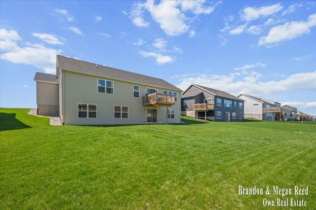 9477 Fields Drive, Zeeland Twp, MI 49464